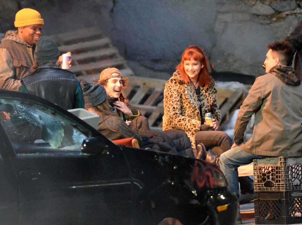 ティモシー・シャラメ、新作の撮影現場であの俳優とキス!さすが絵になる