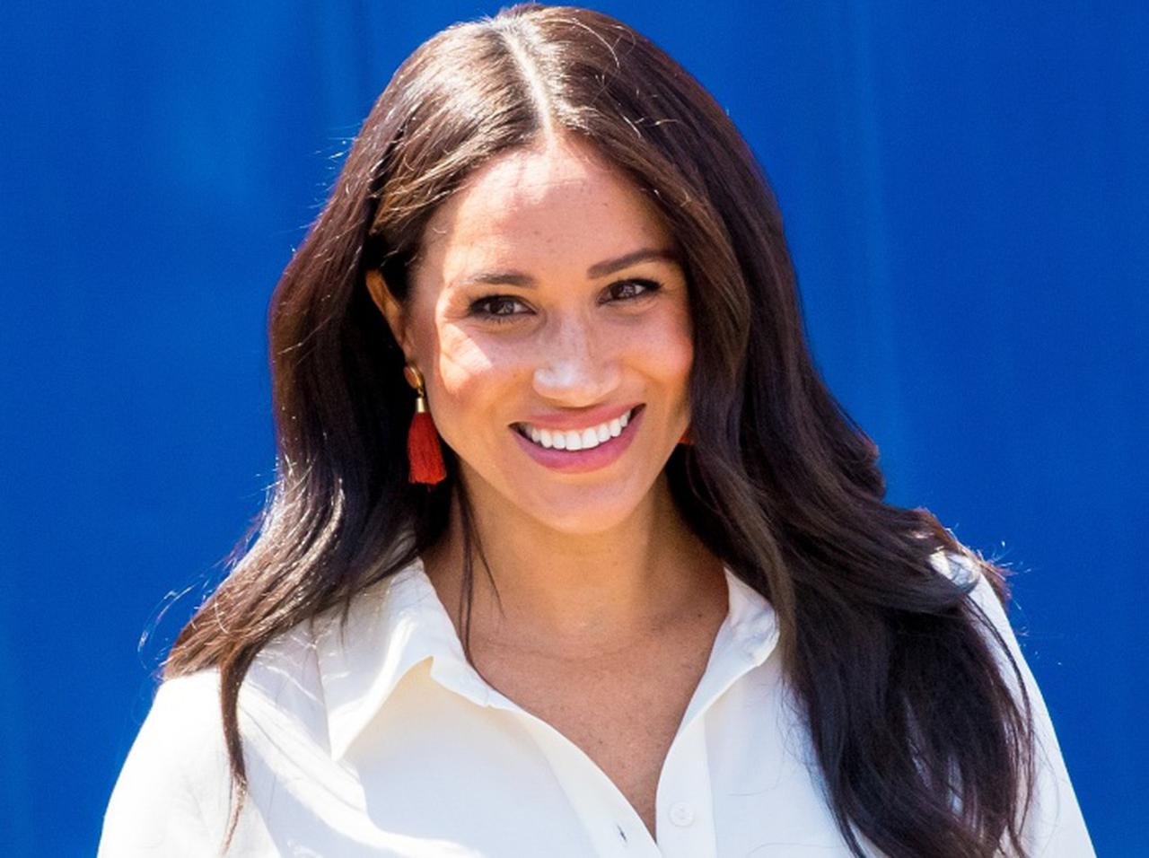 メーガン妃、第2子妊娠報告で着たドレスの秘密とは?出産予定は春の終わり頃