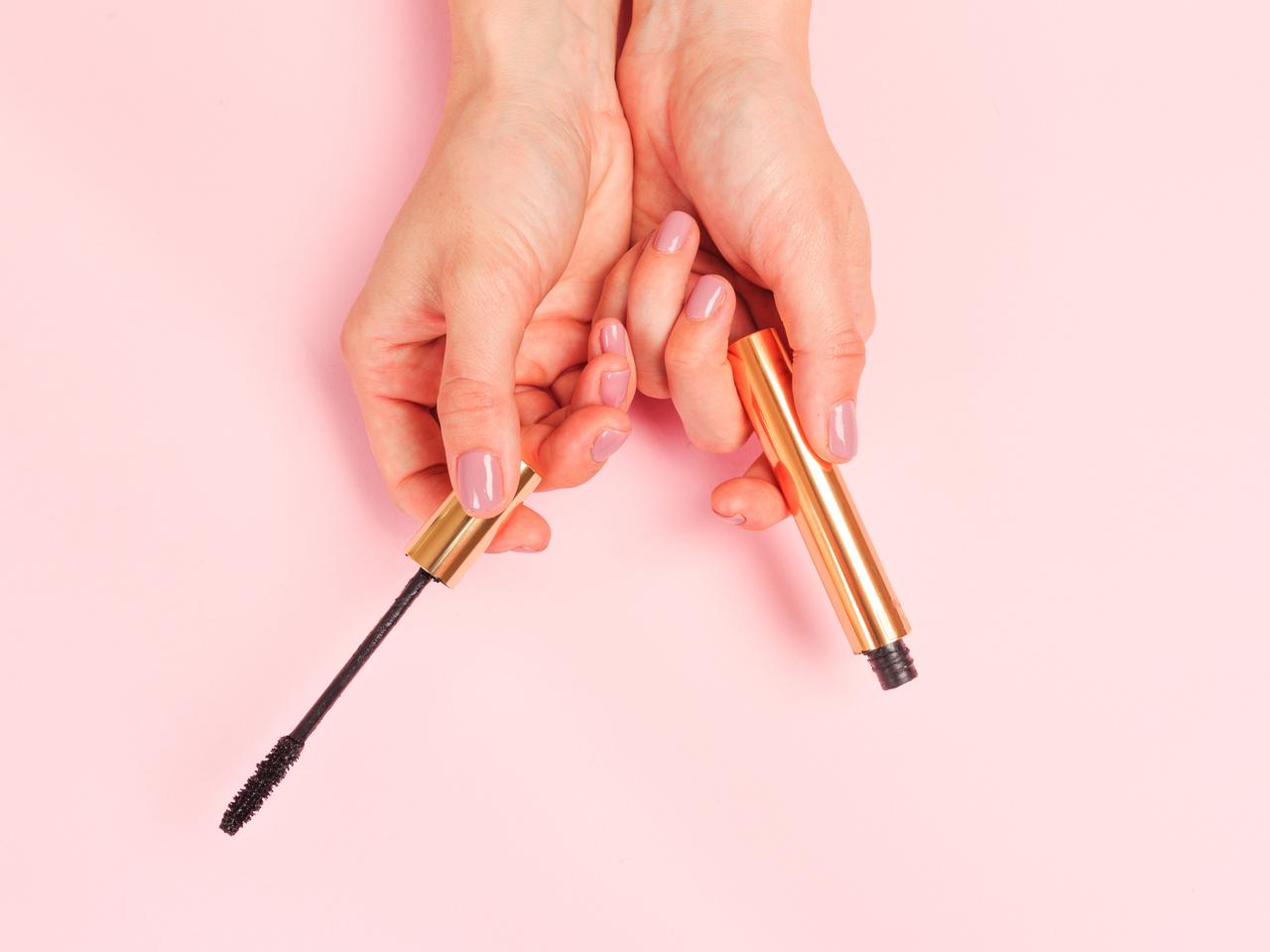 マツエク級の仕上がり!目力UPを叶える「マスカラ・カクテル」とは