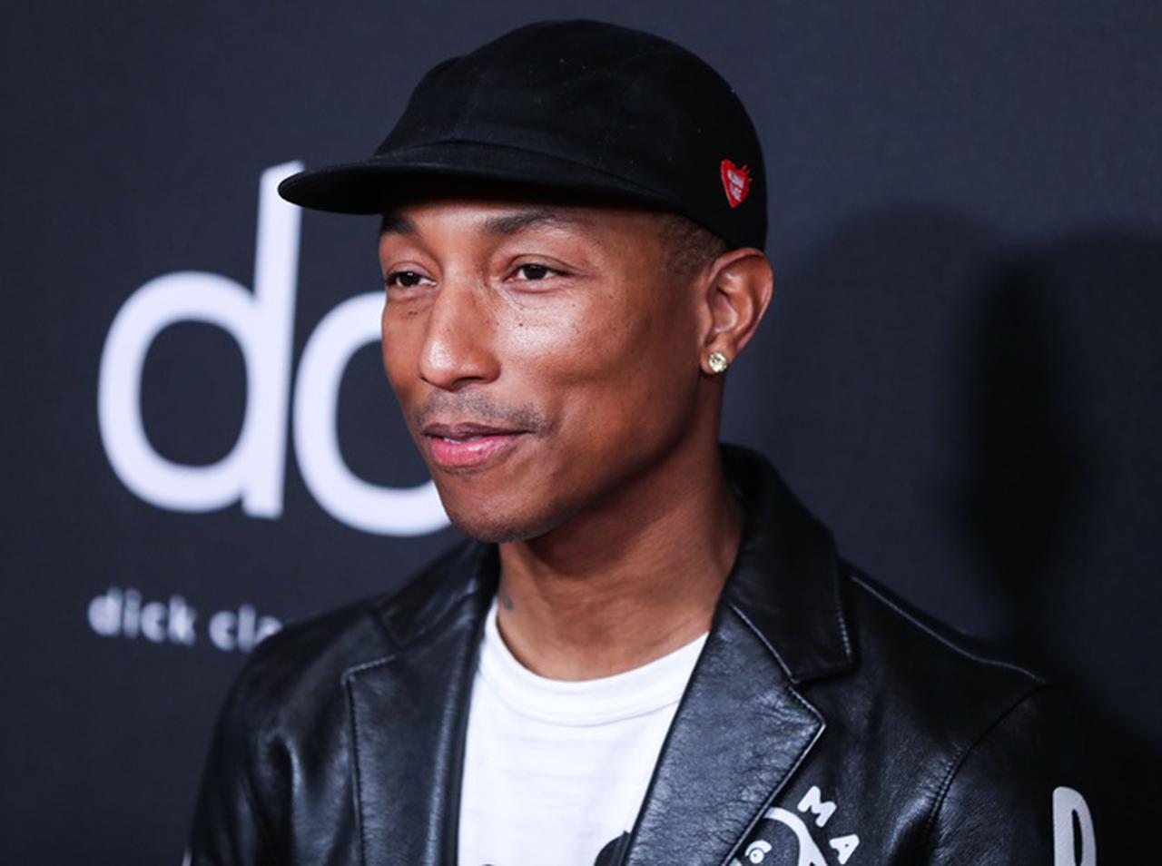 ロボット出動!ファレル、アディダスとのコラボスニーカーを届ける方法が最先端