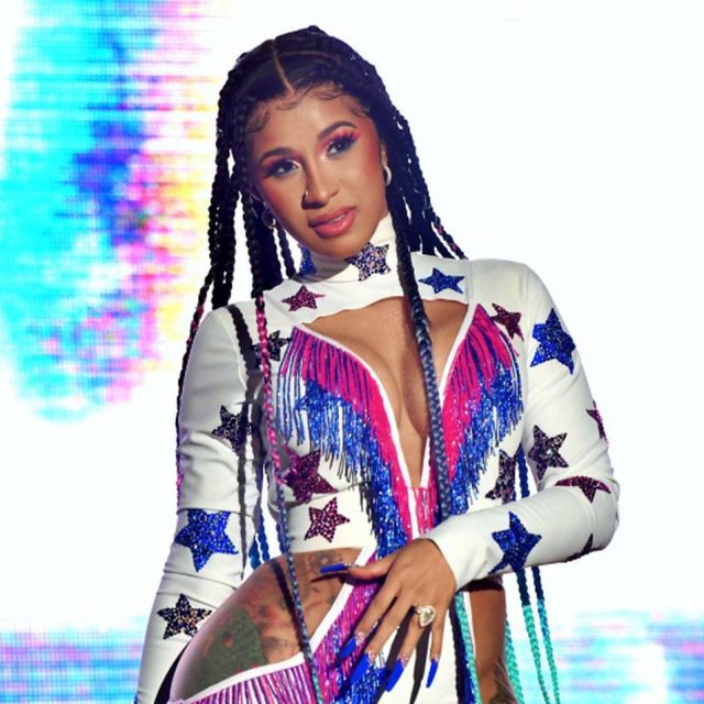 カーディ・B、美容整形でコンプレックスとおさらば「自分に超自信がついた」