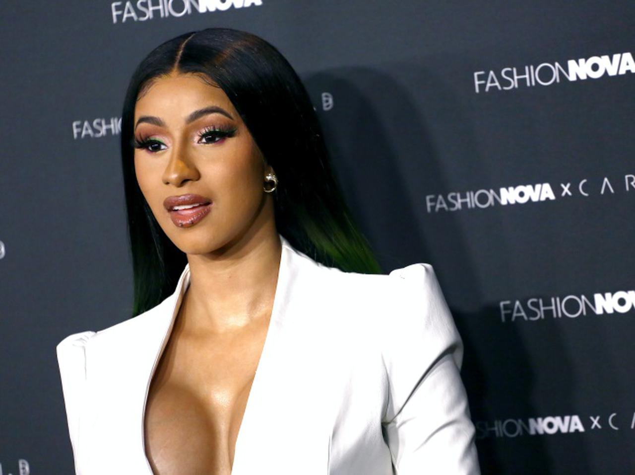 カーディ・B、白人との「ギャラ格差」をぶっちゃける