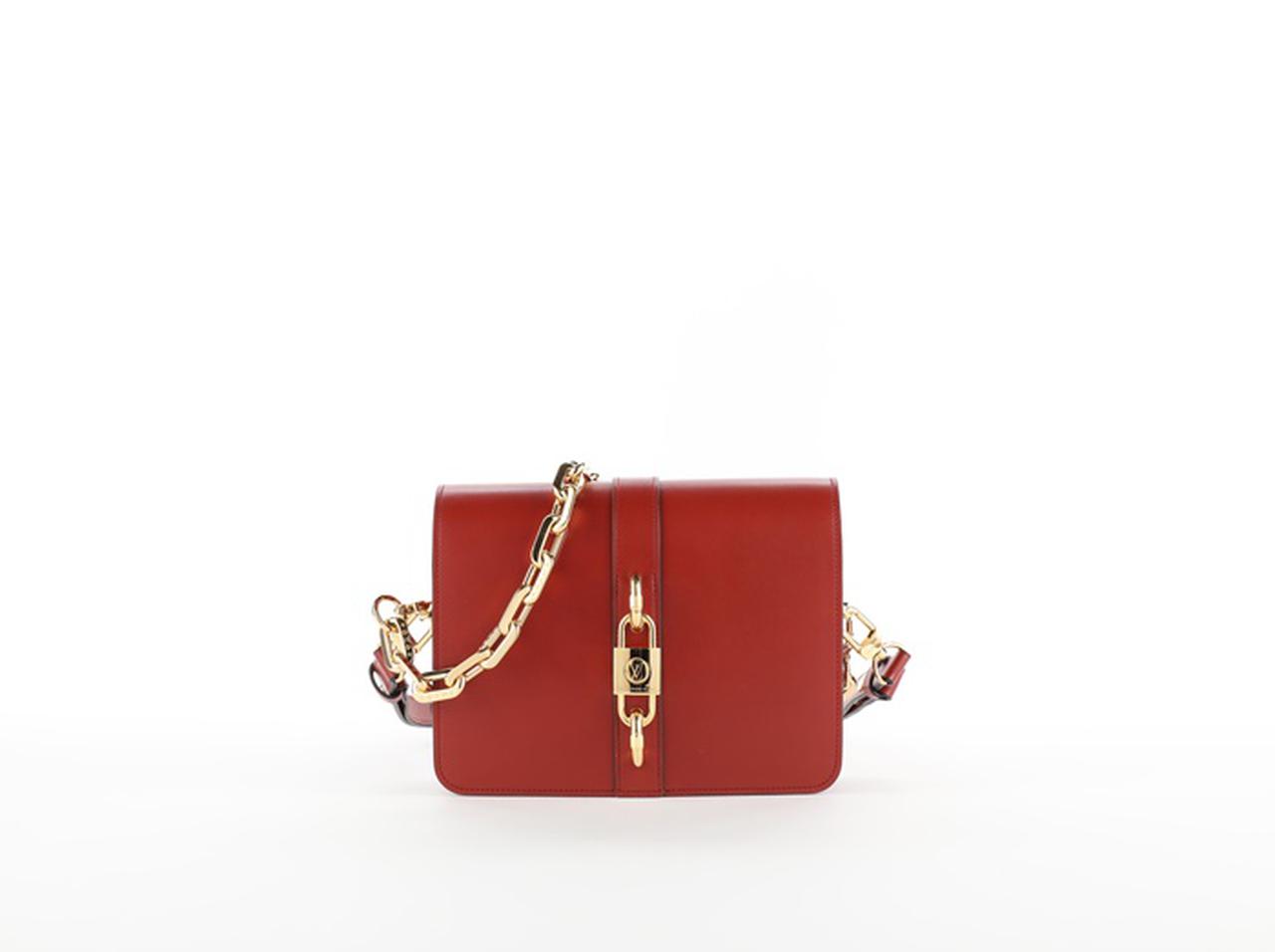 ルイ・ヴィトン、新作バッグ「ランデヴー」は手帳を彷彿とさせるデザインに