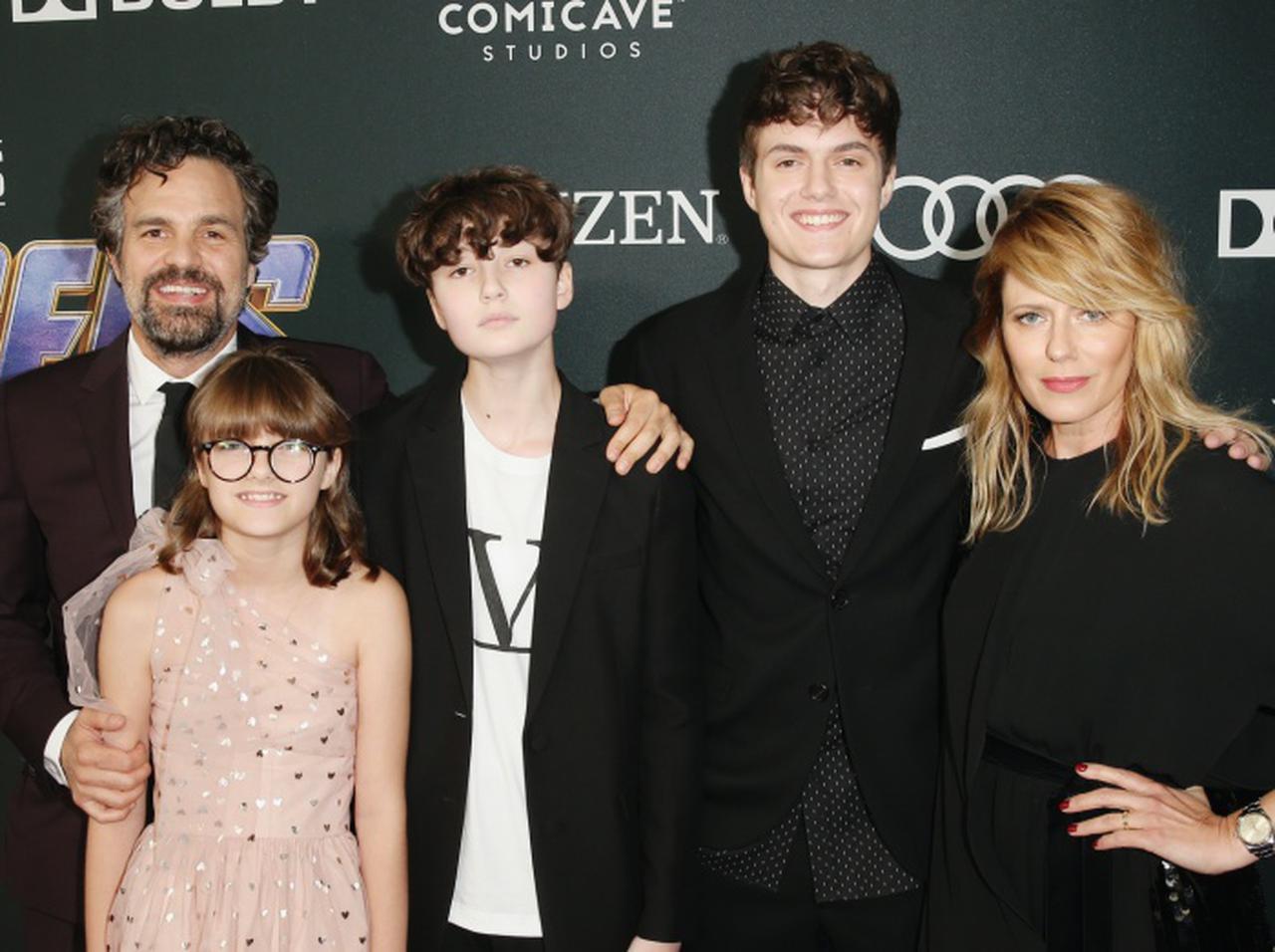 マーク・ラファロ、受賞を受けて子供たちが駆け寄る姿が「心温まる」と話題に【ゴールデン・グローブ賞】