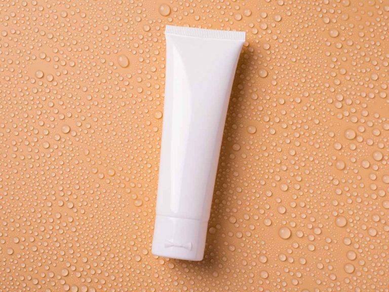 つるんと美肌の秘訣は「洗顔料」、肌タイプに合わせたおすすめアイテムを皮膚科医が伝授