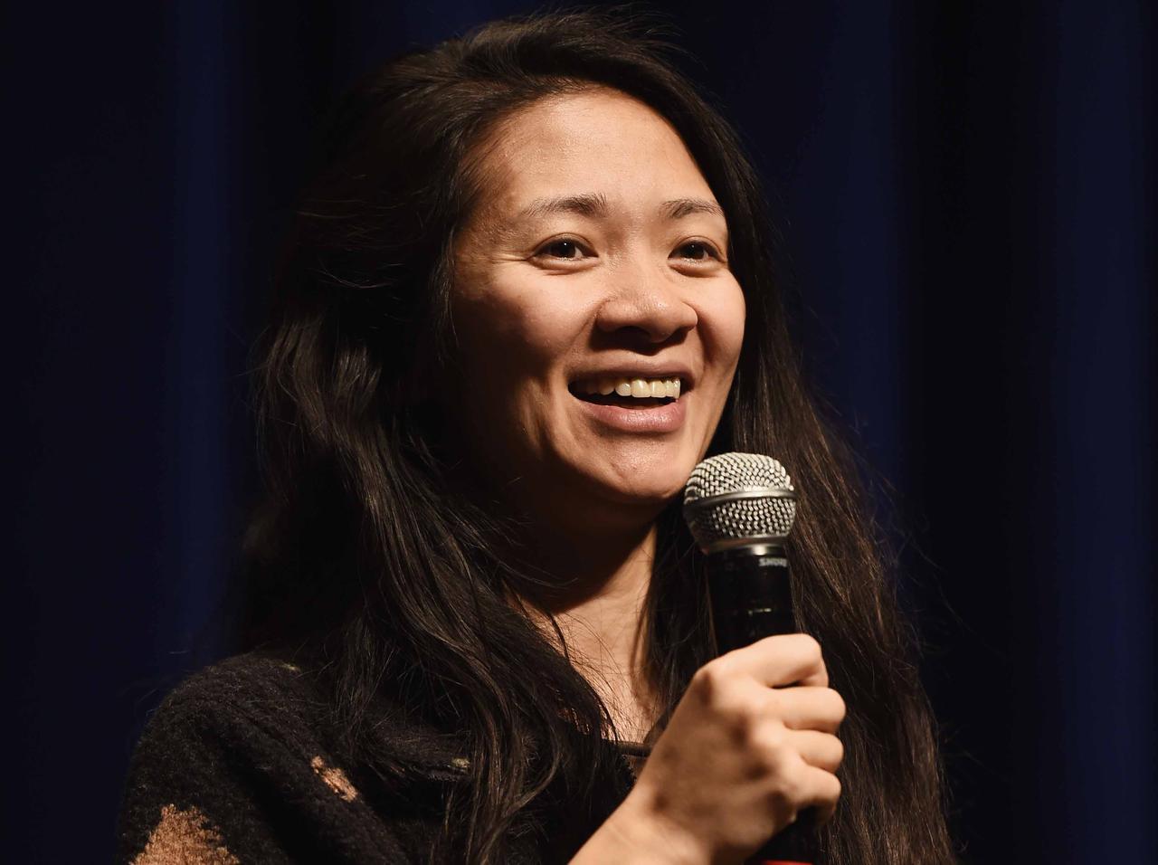 クロエ・ジャオ監督は「漫画家になりたかった」、作品に与えた影響とは?