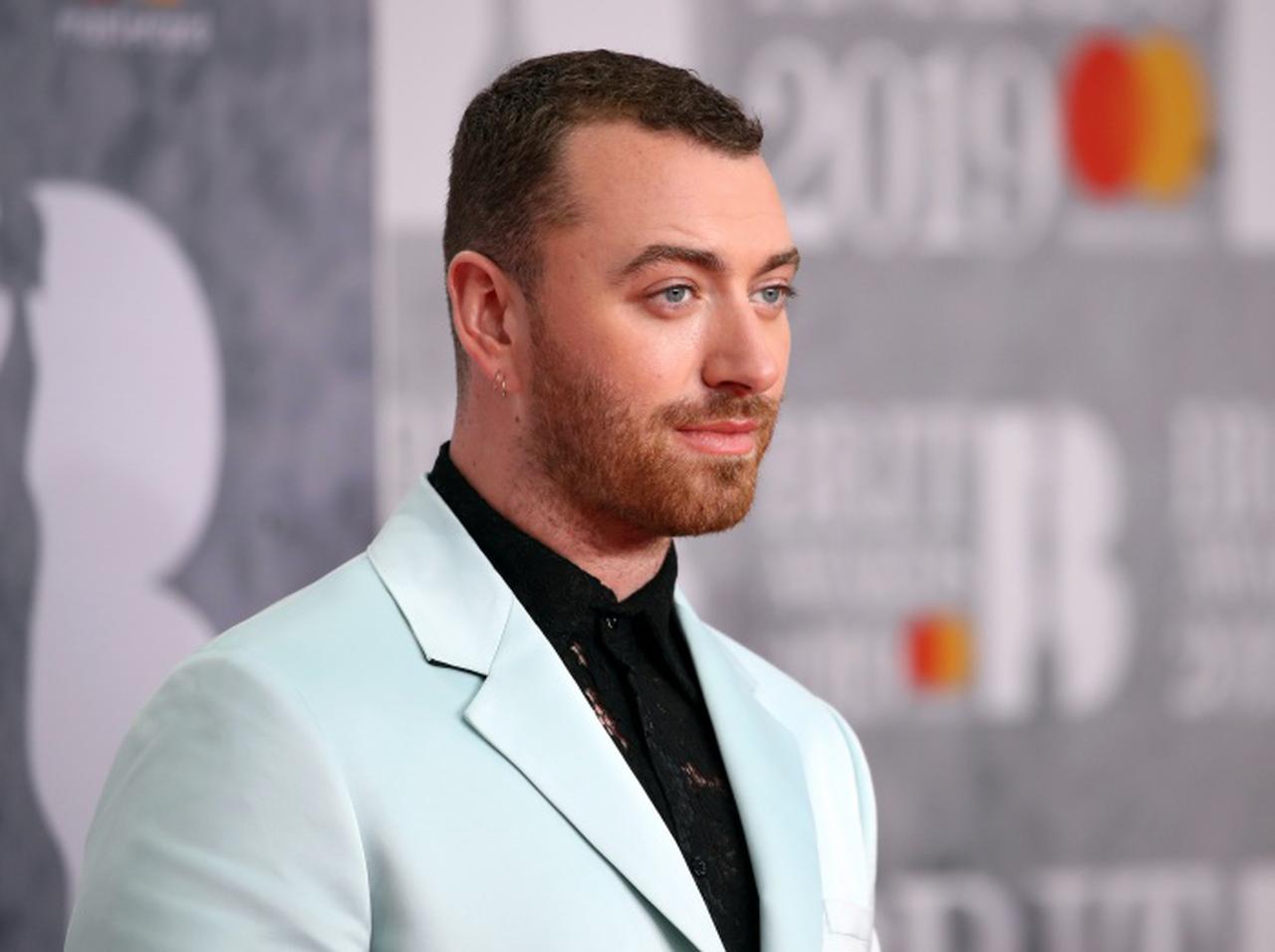 ノンバイナリーのサム・スミス、男女で部門を分けるブリット・アワードに苦言