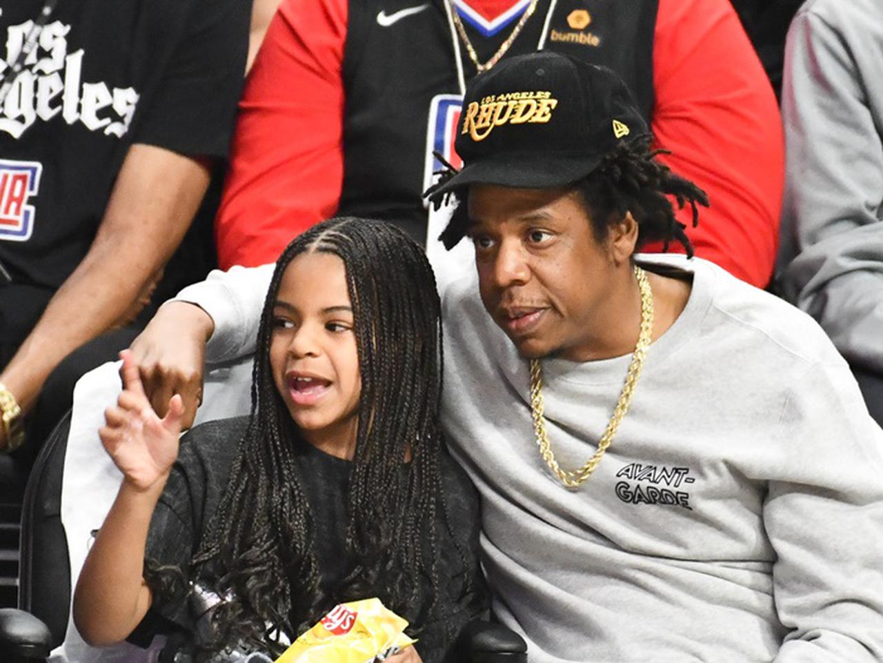 ビヨンセ9歳娘の王冠、6,000万円以上するノトーリアス・B.I.G.の実物か