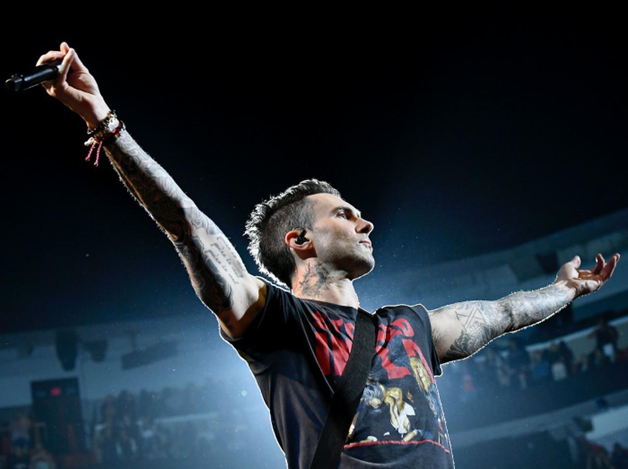 マルーン5が初のグローバルオンラインライヴ開催を発表!新曲「Beautiful Mistakes」のMVも公開