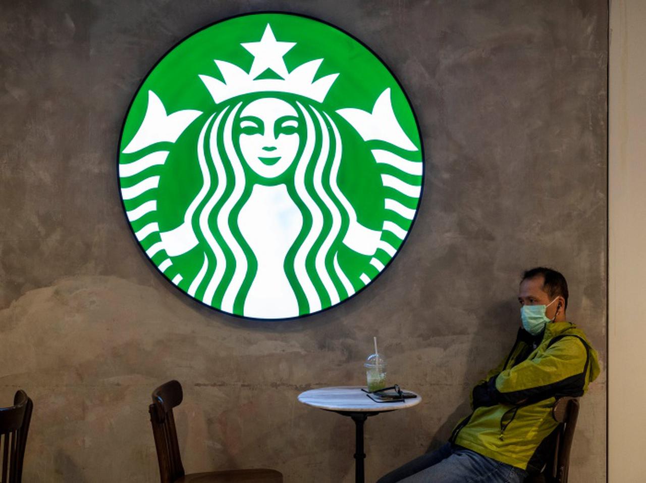 スターバックス店員、客から突きつけられた「無理難題」にたじろぐ