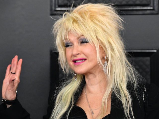 シンディ・ローパー、東日本大震災から10年を受けてメッセージ