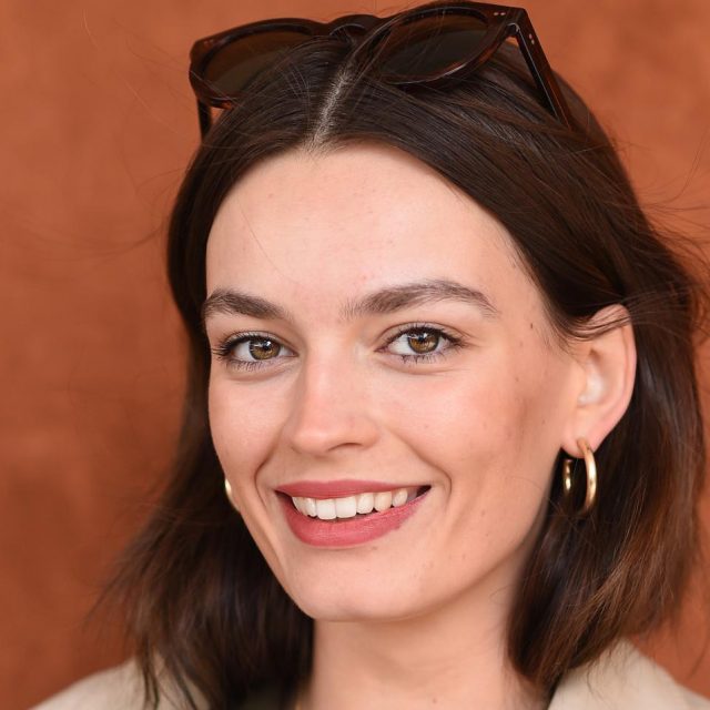 『セックス・エデュケーション』エマ・マッキー、生まれも育ちもフランスって知ってた？【特集】