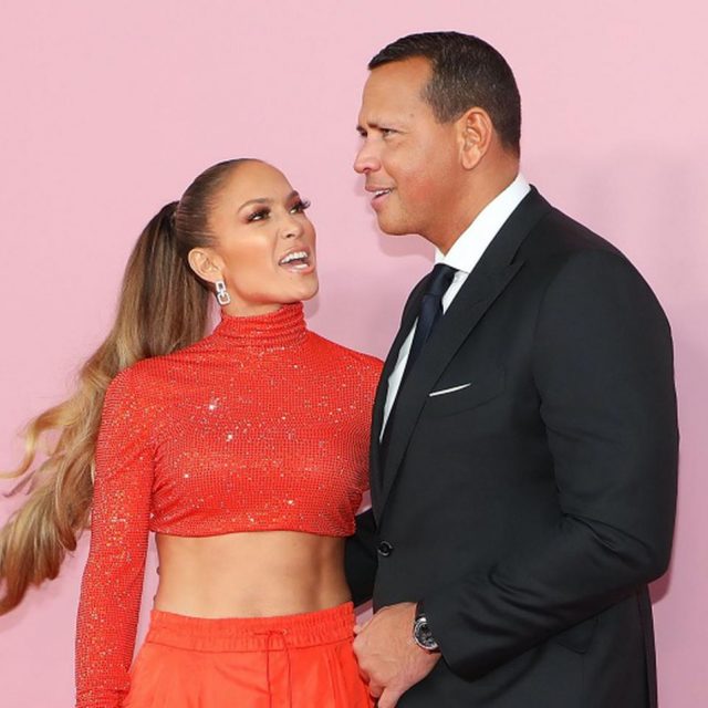 ジェニファー・ロペスとアレックス・ロドリゲスの破局報道はガセ、でも「問題アリ」