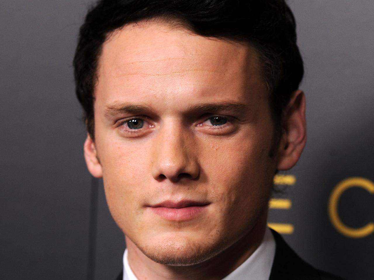 27歳で逝去した『ターミネーター』俳優の誕生日、あの共演者たちのメッセージに泣いてしまう