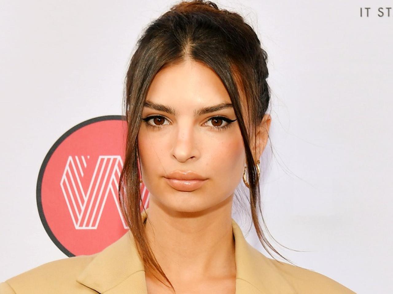 エミリー・ラタコウスキーが出産！ジェンダーレスな子育て目指すベビーの名前は？