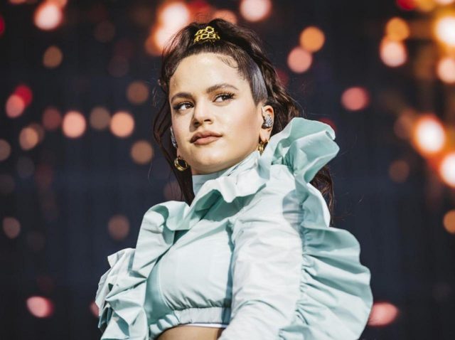 ナイキ、ラテン歌姫ロザリアとコラボした「エアフォース1」が前例のない可愛さ