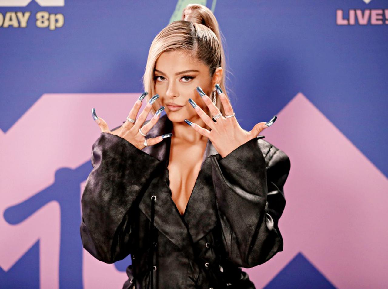 ビービー・レクサ、ライブ配信中にユーザーが性器を露出する痴漢行為→強制終了