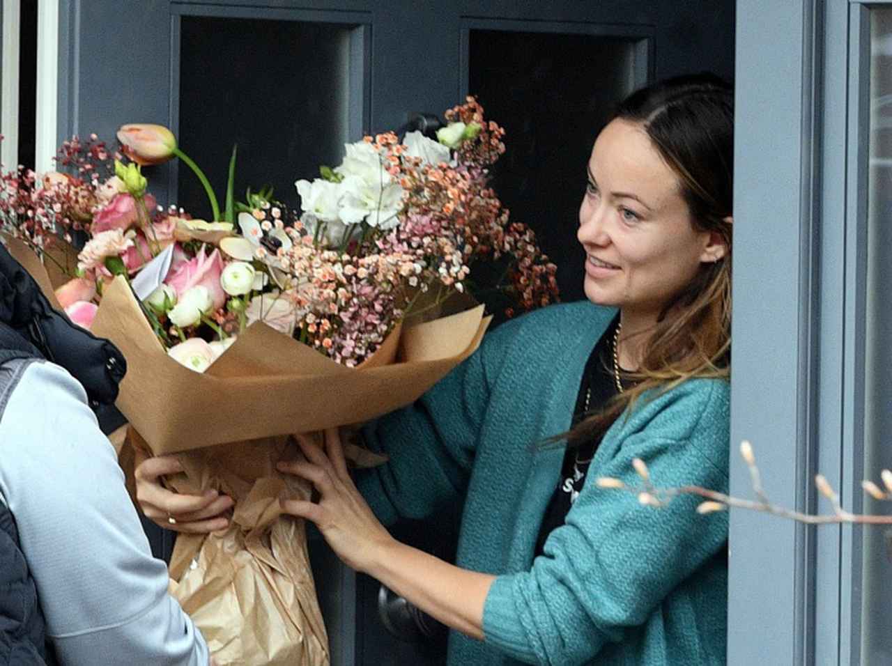 ハリー・スタイルズから?誕生日の恋人のもとに「ロマンチックな贈り物」が届く