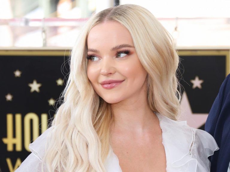 ダヴ・キャメロン、美肌のヒミツは“保湿重視”！母から娘へ受け継がれる肌ケアとは【独占】