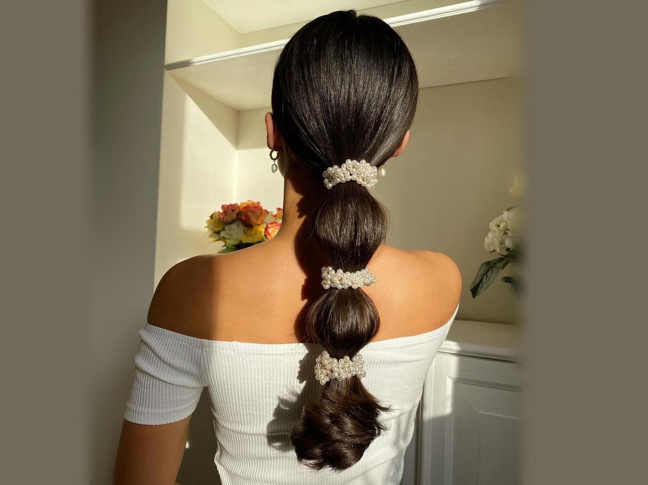 2021年最旬ヘアアレンジ「バブルポニーテール」でおしゃれなこなれヘアに