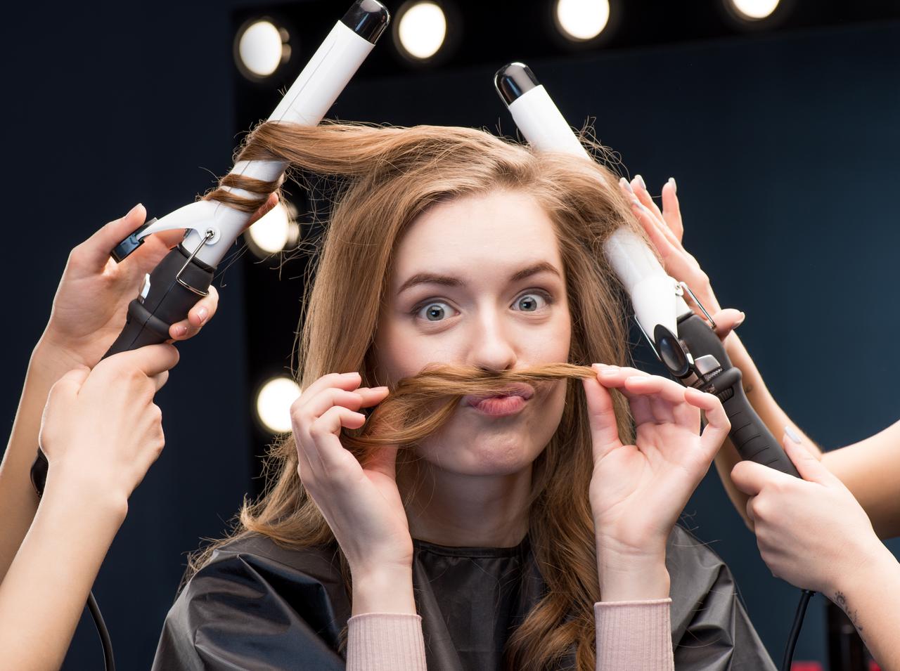 コテの使い方、自分に合っている？髪質ごとに違うベストな巻き方