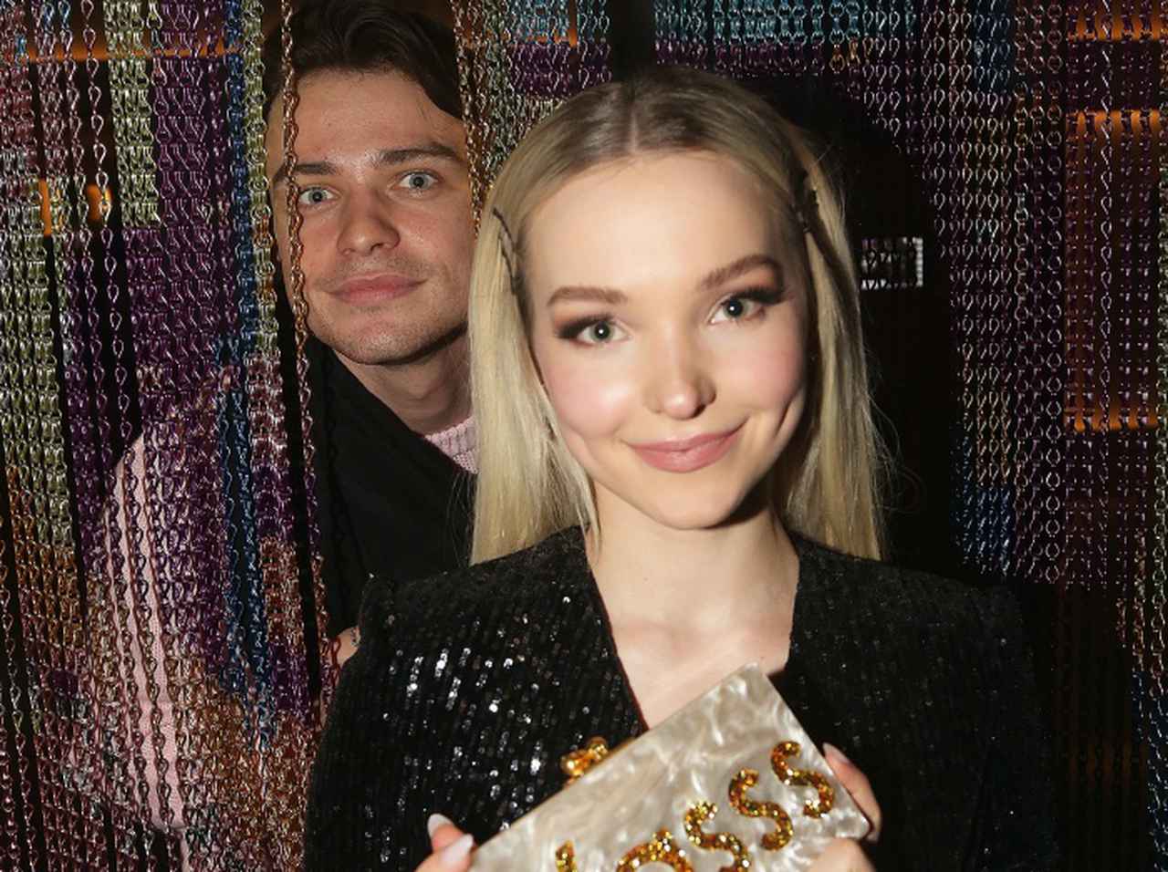 ダヴ・キャメロン、トーマス・ドハーティのことは今でも「人として大好き」【独占インタビュー】