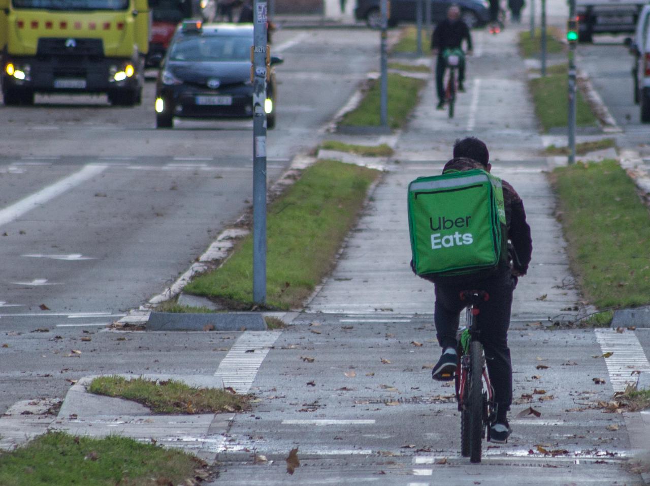 ウーバーイーツのアカウント乗っ取り!犯人が「操作したこと」が予想を超える怖さ…、今すぐできる対策は?