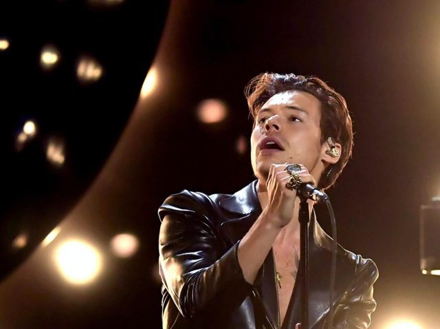 ハリー・スタイルズ、新作映画に「セックスシーンあり」でファンが色めきだつ