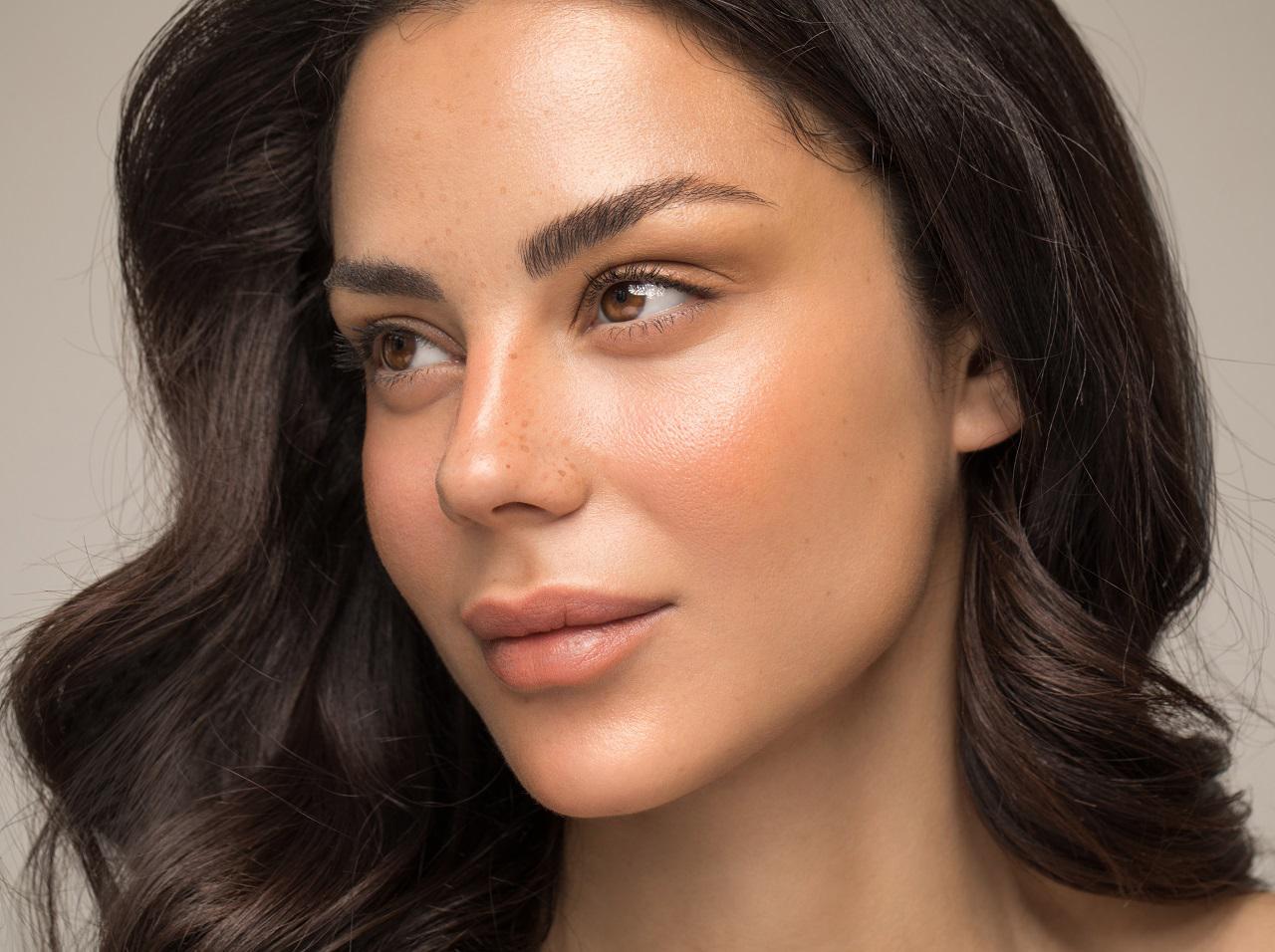 海外の美容好きがハマる産毛剃り施術「ダーマプレーニング」とは？