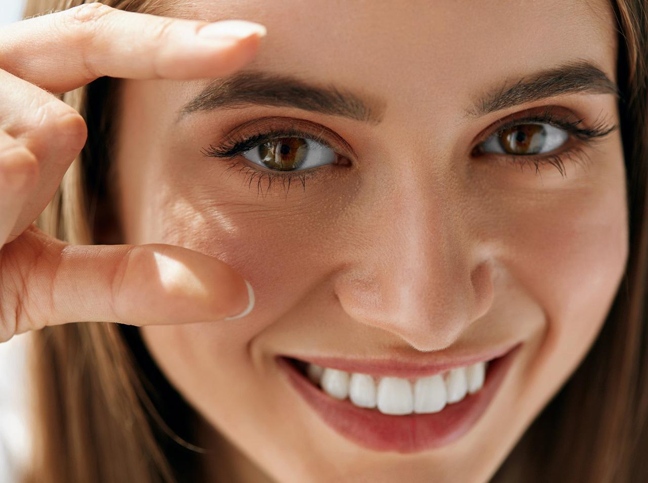 眉毛が薄くてもOK！フサフサ眉メイクをつくるプロのテクニック4つ