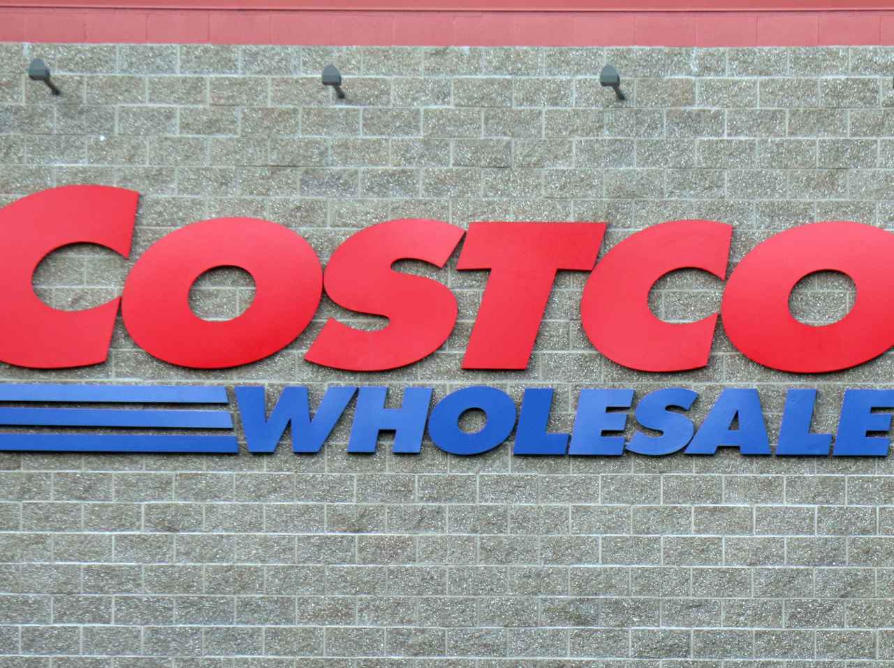 コストコで1番売れている商品、食品じゃない！5位までのランキング結果は？