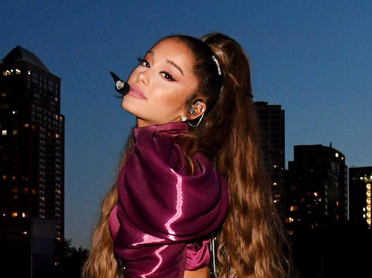 こんな姿は初！アリアナ・グランデ、「職人の顔」をのぞかせる