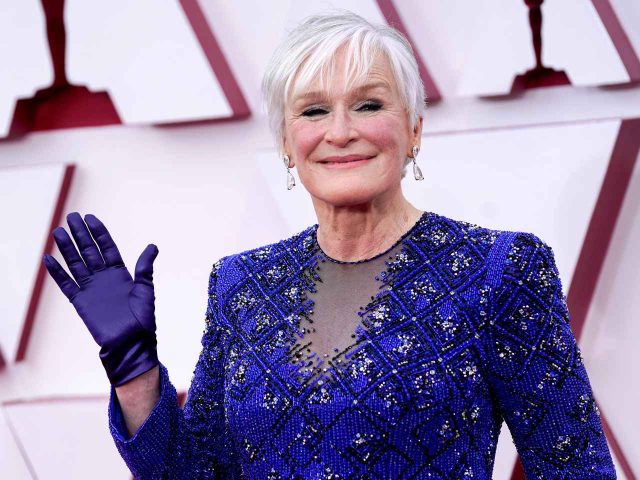 グレン・クローズ、手袋の下に隠した「ネイルカラー」が予想外【2021年アカデミー賞授賞式】