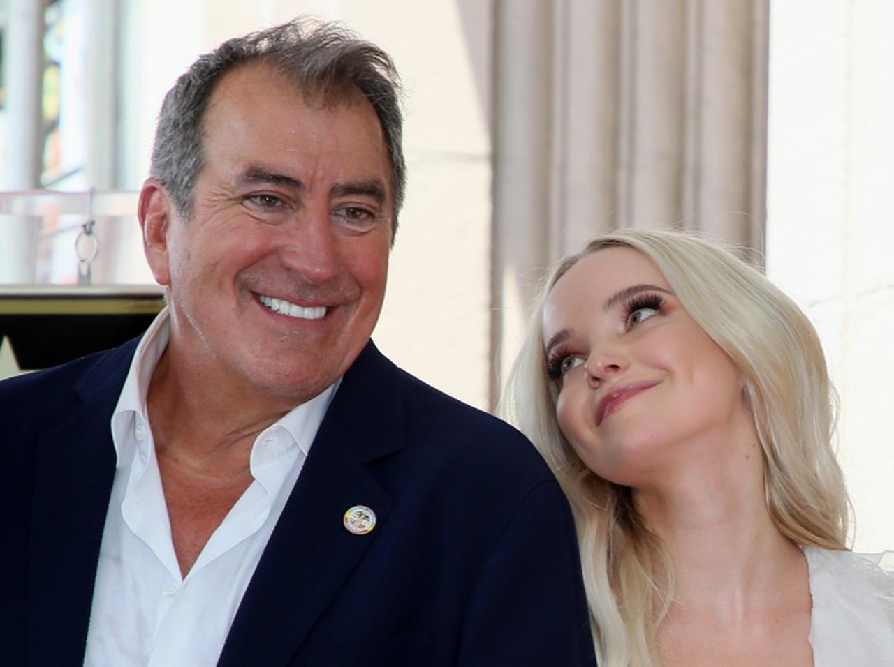 ダヴ・キャメロン、マル時代の激レア写真で『ディセンダント』監督の誕生日を祝福