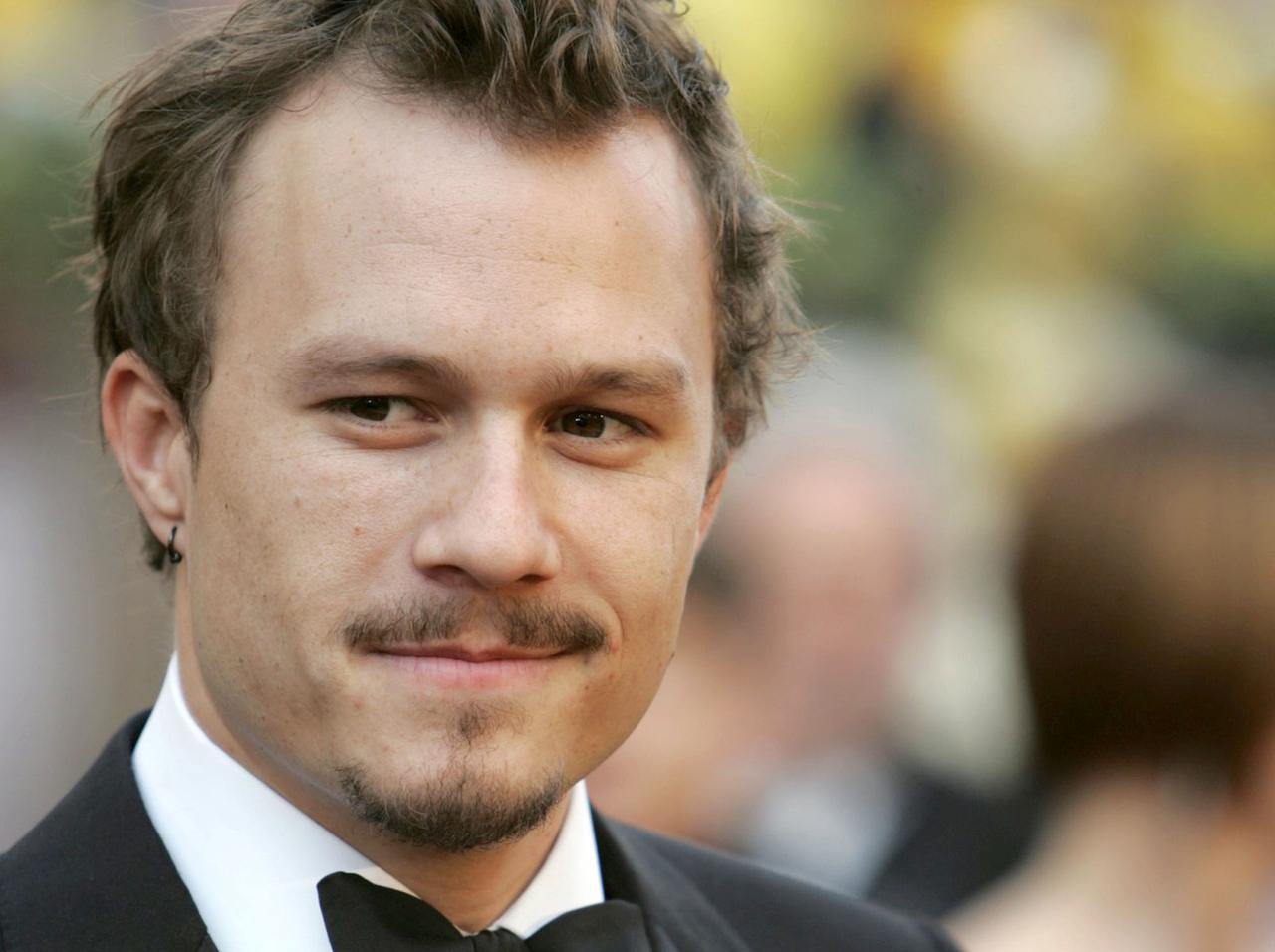 20歳のヒース・レジャーが“はしゃぐ”秘蔵写真、ジョセフ・ゴードン＝レヴィットが公開！