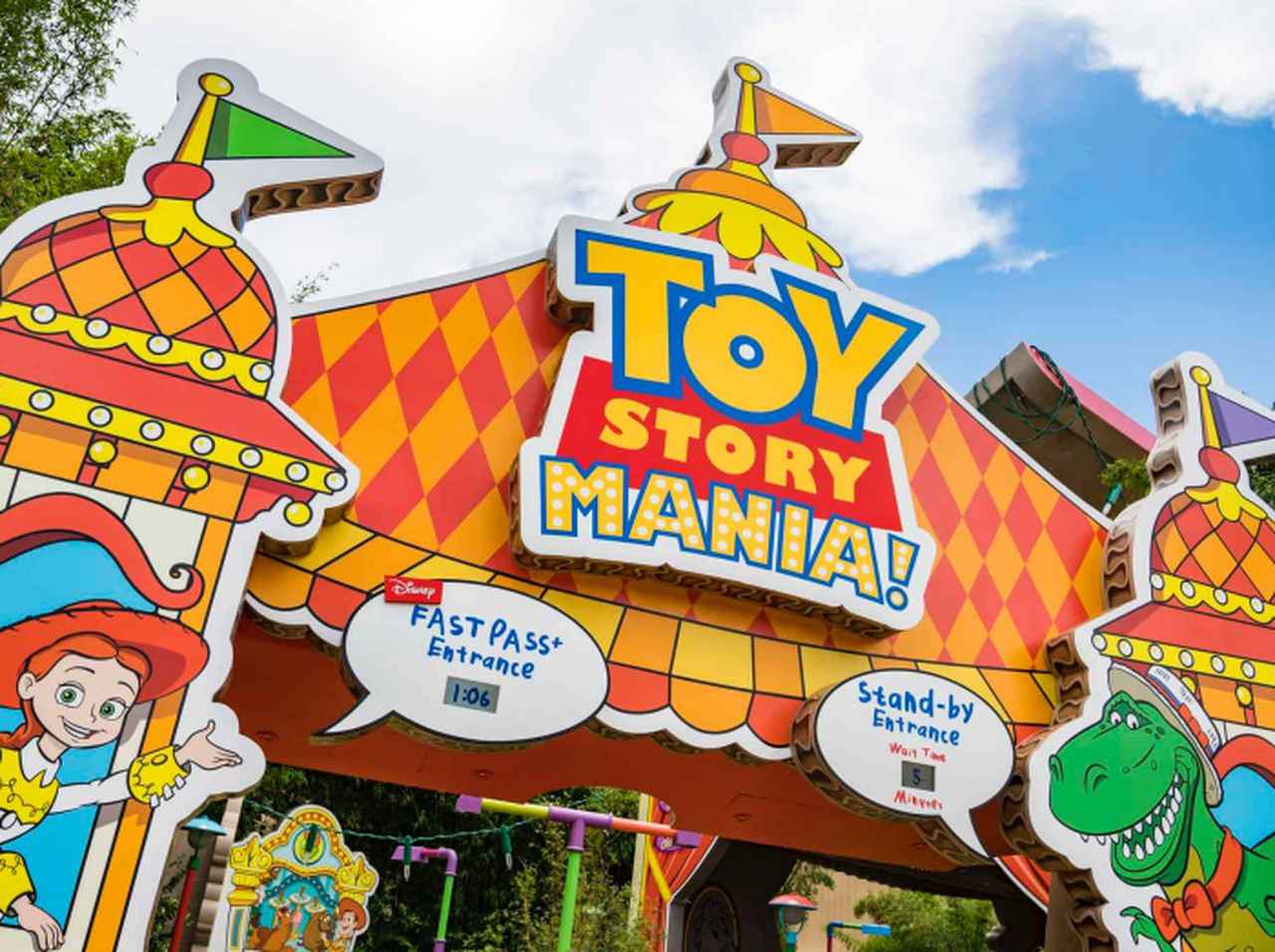 ディズニーランド、待ち時間のところに「間違って表示されたモノ」にザワつく