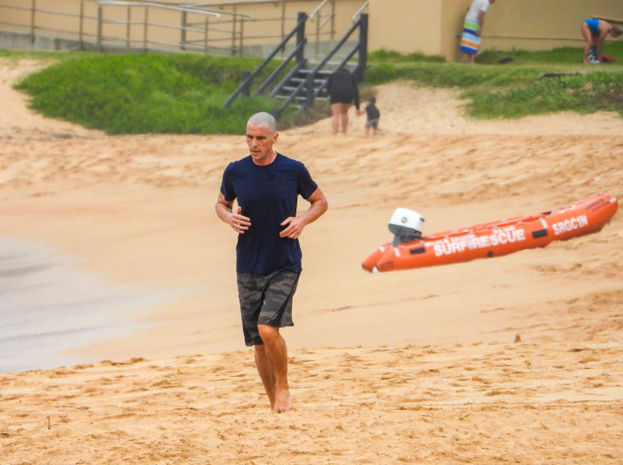 クリスチャン・ベールが青々とした丸刈り頭に！『マーティ・ソー』続編に悪役で出演