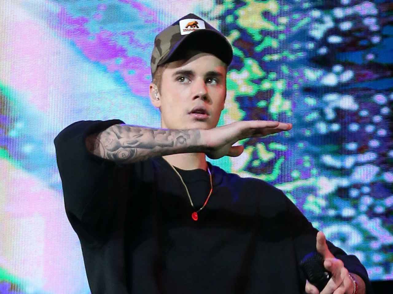 ジャスティン・ビーバー、16歳の黒人少女射殺事件に「これが当たり前になっているのが悲しい」