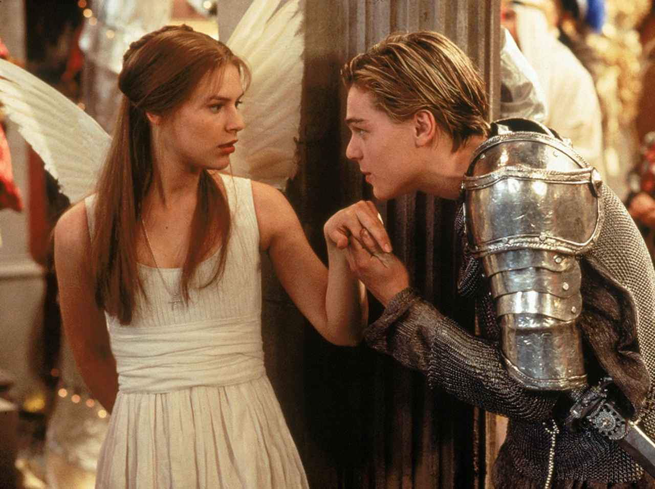 『ロミオ+ジュリエット』で天使の歌声披露した少年シンガー、38歳の若さで亡くなる