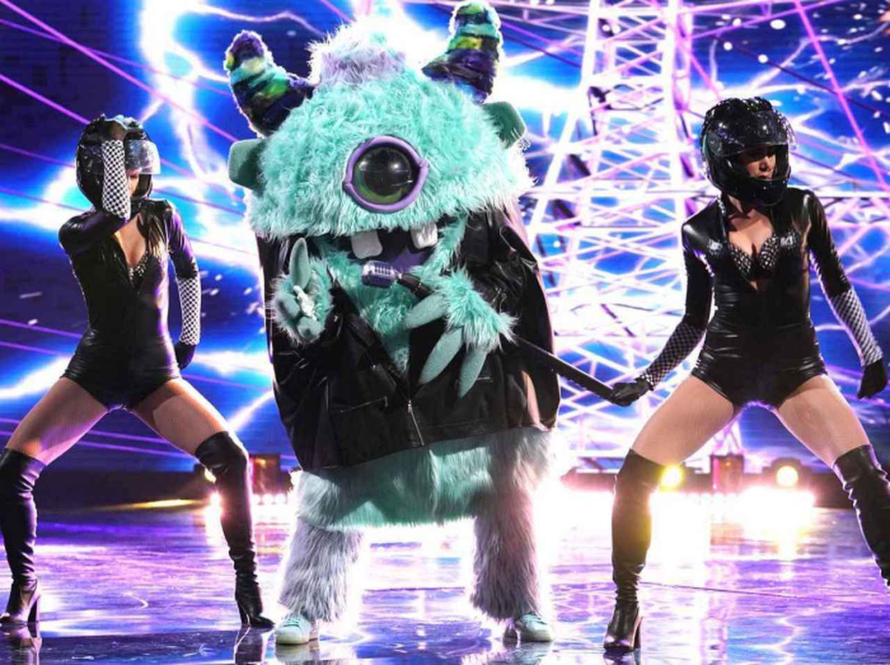 セレブが正体を隠して歌うまバトル！海外で人気爆発の番組『ザ・マスクド・シンガー』の日本版が配信決定！