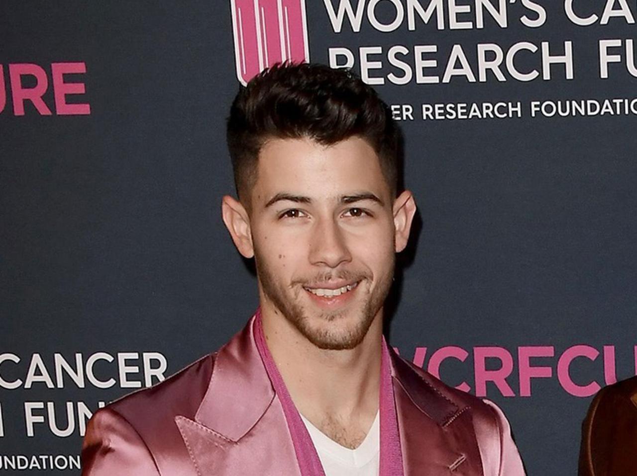 ニック・ジョナス、救急車で搬送された2日後に番組の収録に参加