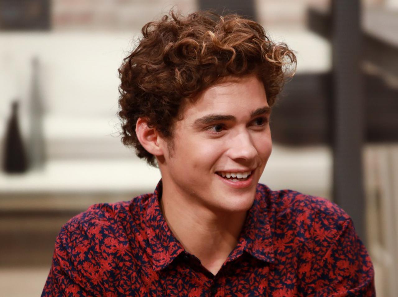 男らしさの呪縛を終わらせよう、ジョシュア・バセットが綴ったメッセージが必読【全訳】