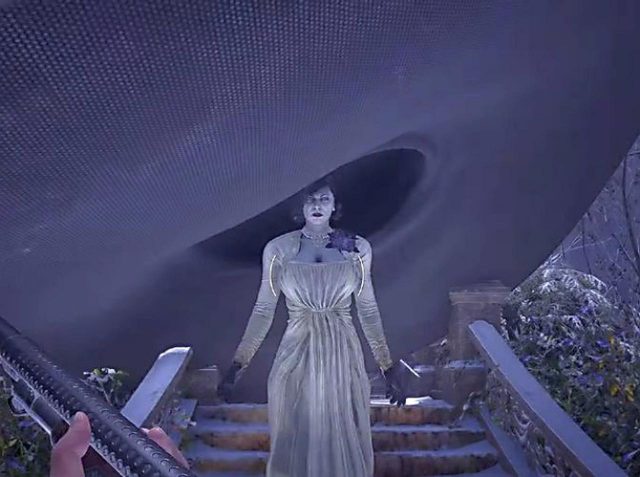 『バイオハザード ヴィレッジ』のドミトレスク夫人の帽子を大きくする改造をした海外ゲーマー