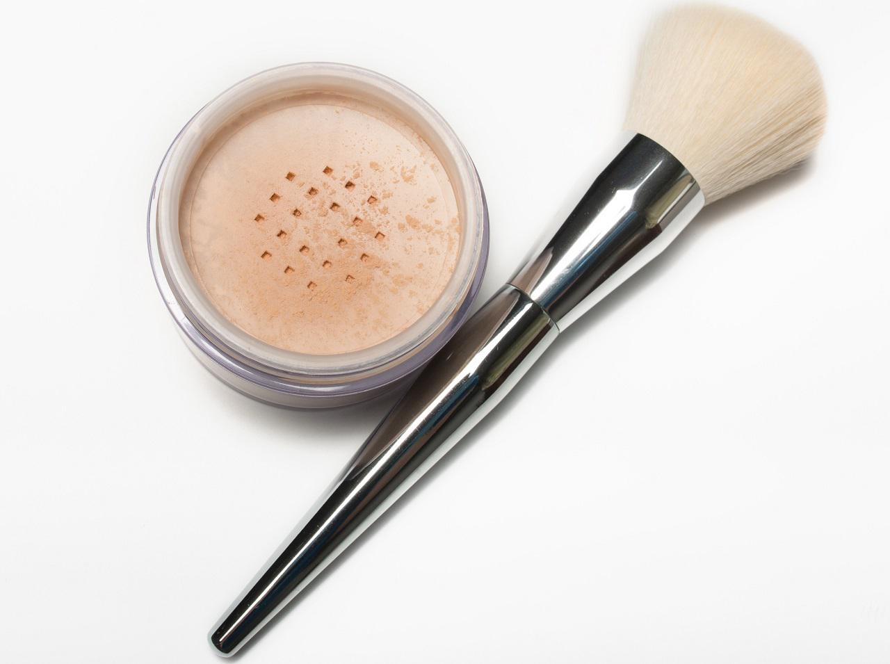 ルースパウダーはコレがオススメ！プロのお墨付きの3つとは？