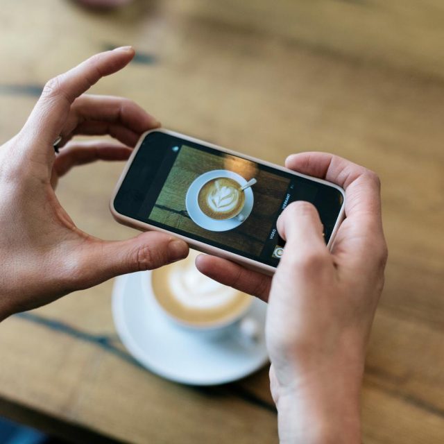 iPhoneの「写真」が引き起こした悲劇に“自分は平気？”と不安になる人続出