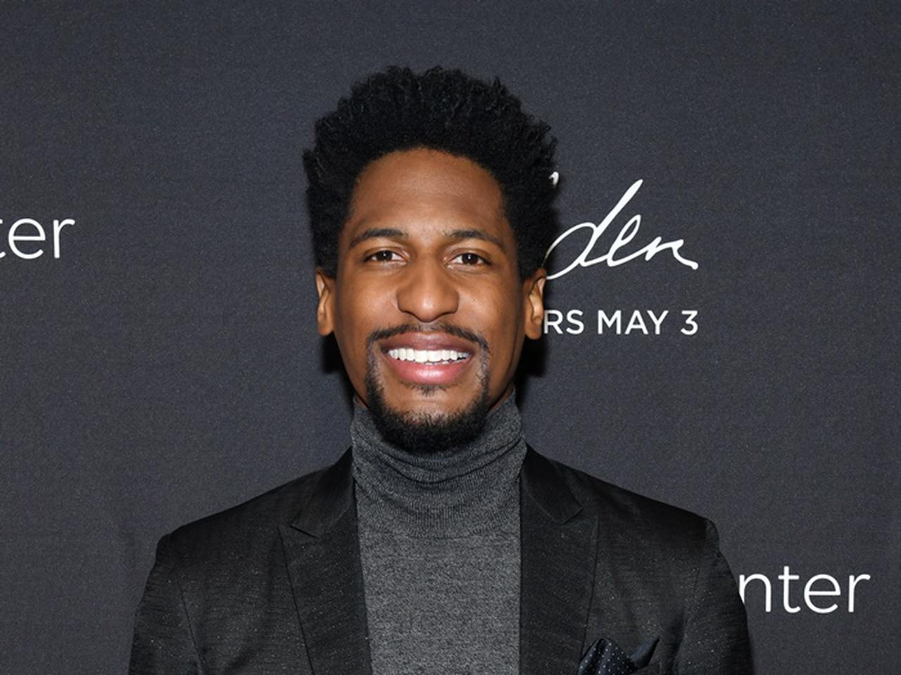 ゴールデン・グローブ賞のトロフィーは「置き配」で受け取った!受賞者が明かす【独占】