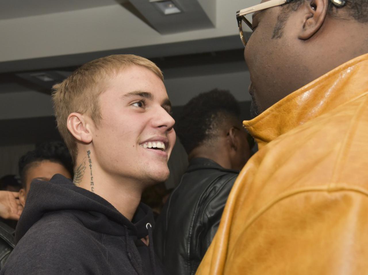 ジャスティン・ビーバーがゴッドファーザーに、「娘」と「息子」に愛のメッセージ