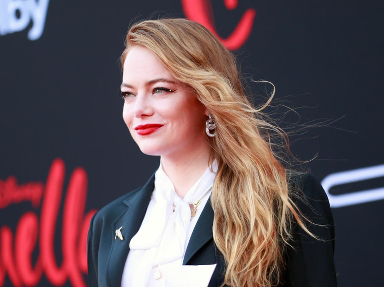 エマ・ストーン、『クルエラ』役作りの前に立ちはだかった「ディズニーの鉄の掟」