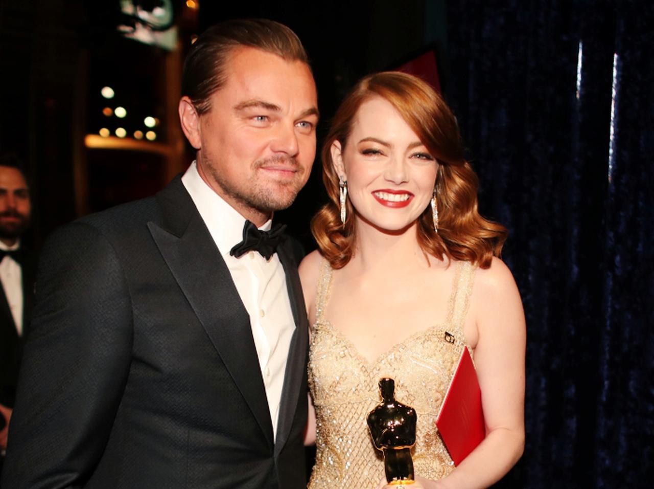 エマ・ストーン、レオ様が好きすぎて会うたびに挙動不審に