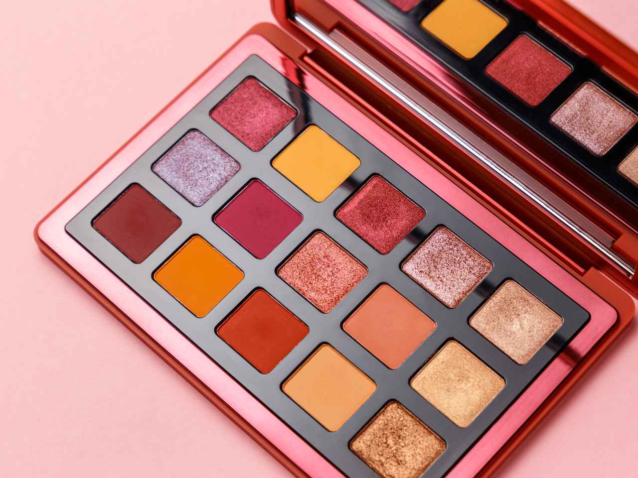 捨て色なし！超時短“こなれメイク”を叶える「新作フェイスパレット」がすごい